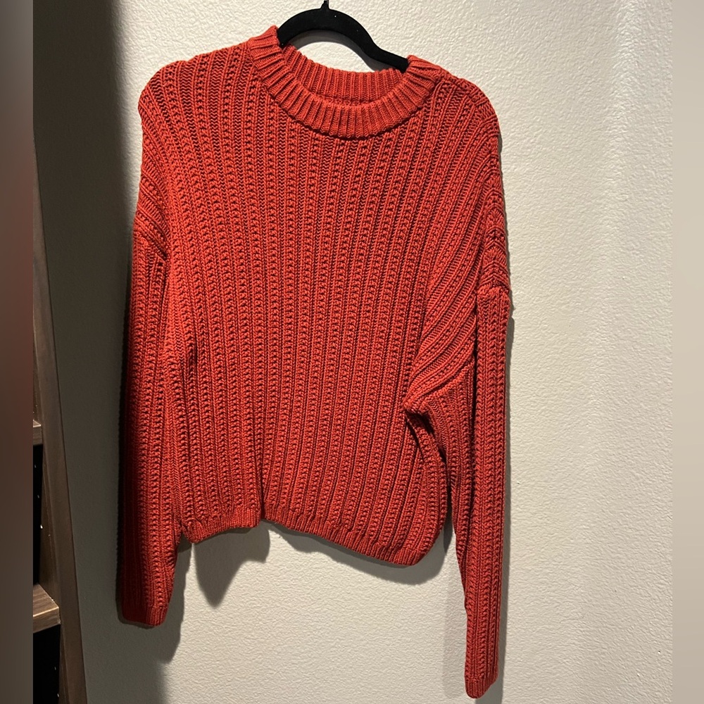 Universal Thread Red Crew Neck Sweater Chunky Knit